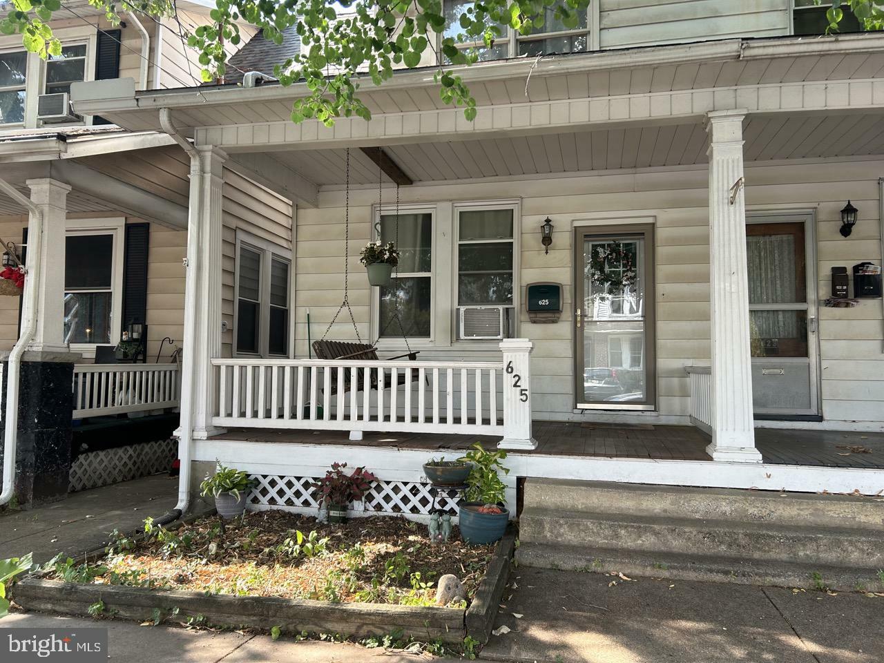 Property Photo:  625 Bosler Avenue  PA 17043 