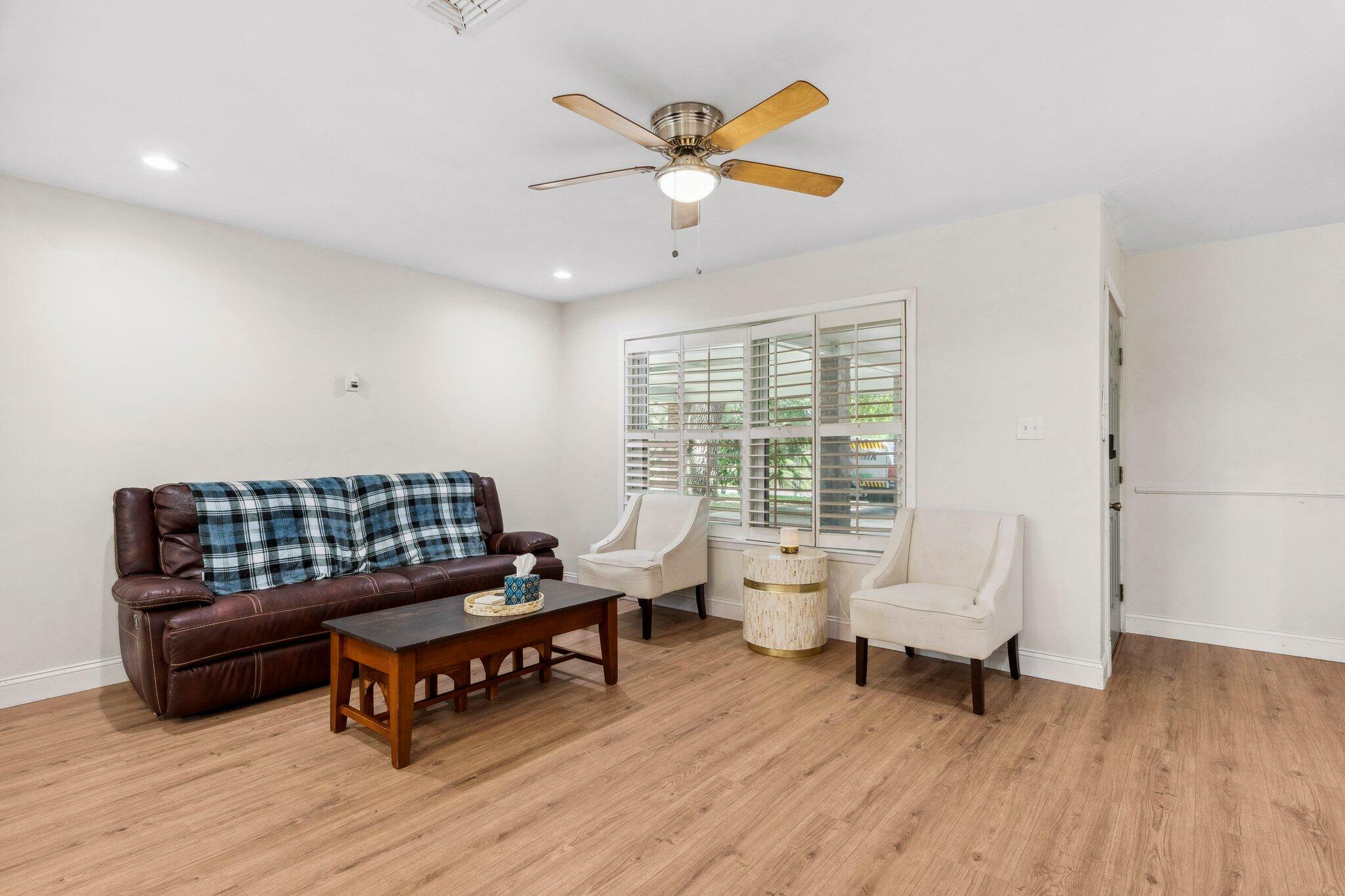 Property Photo:  309 Priscilla Drive  FL 32547 