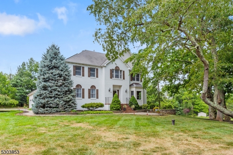 Property Photo: 62 Chamberlain Dr NJ 08844