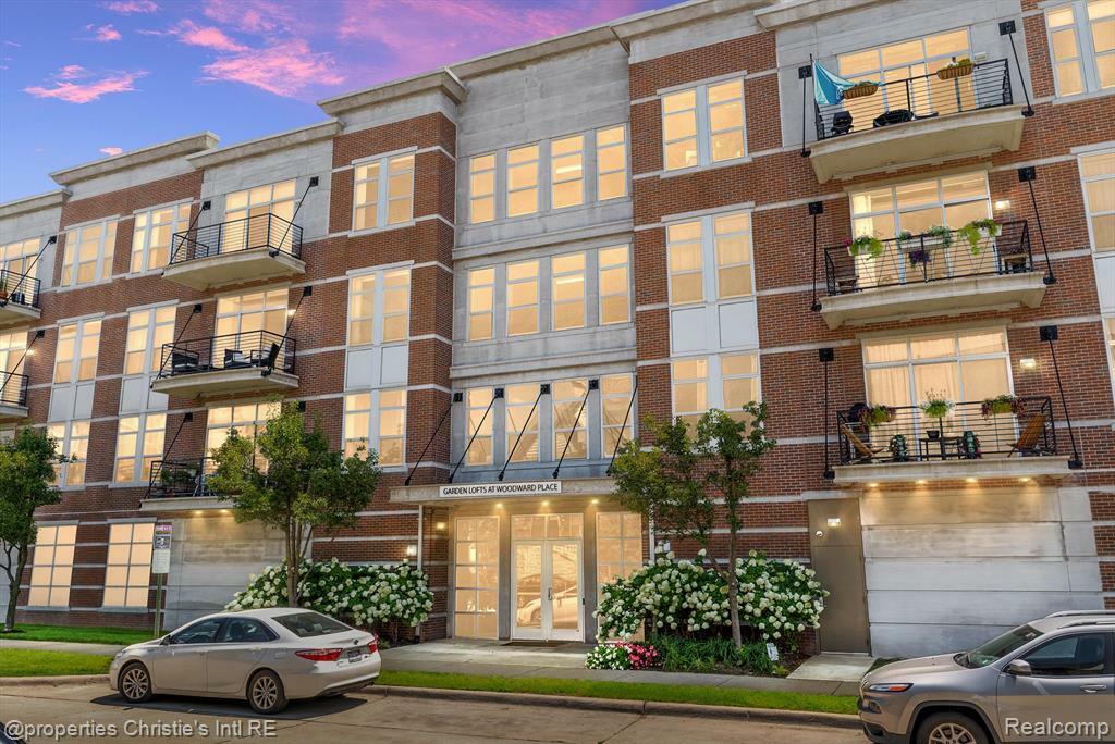 Property Photo:  66 Winder Street 210  MI 48201 3132 