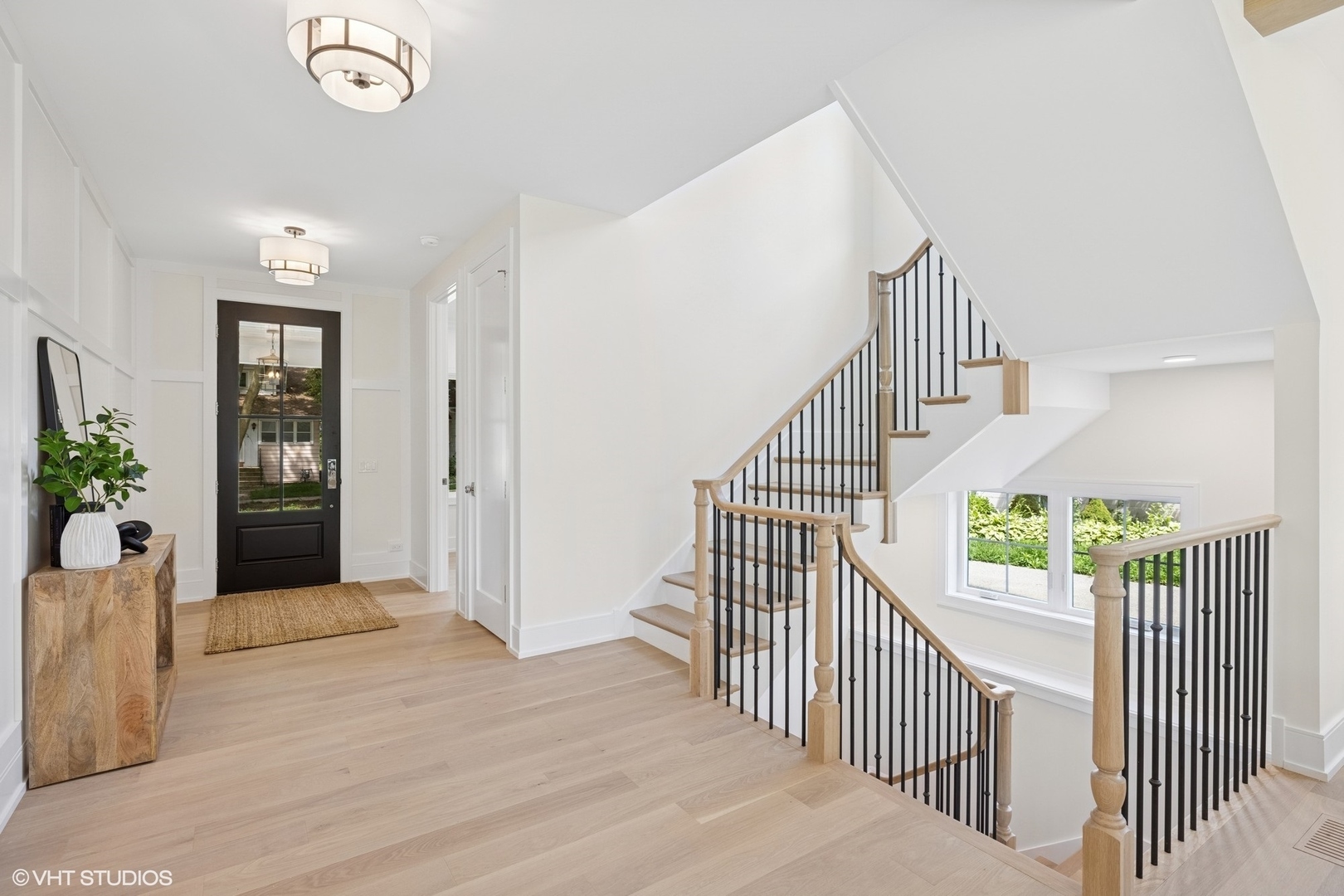 Property Photo: 227 S Mitchell Avenue IL 60005