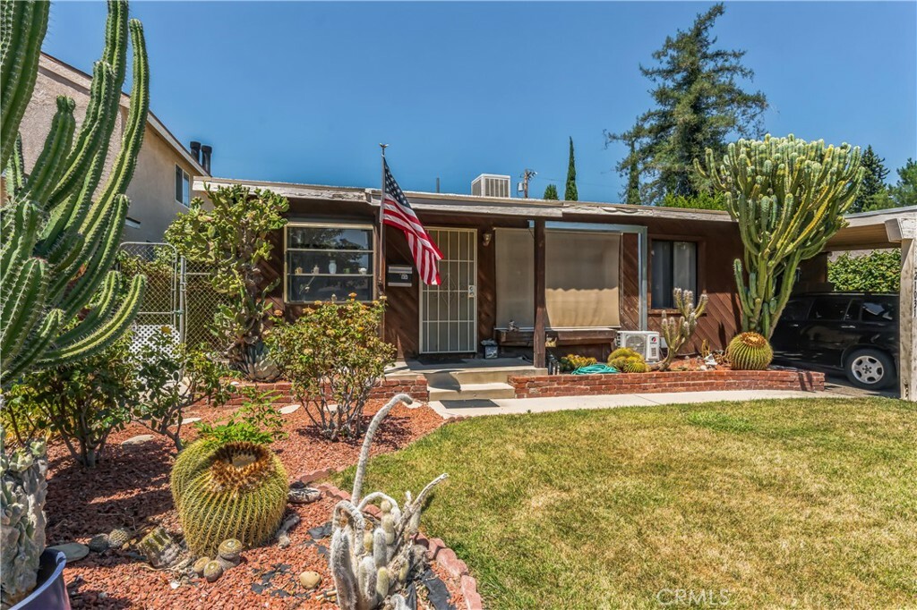 Property Photo:  21031 Keswick Street  CA 91304 