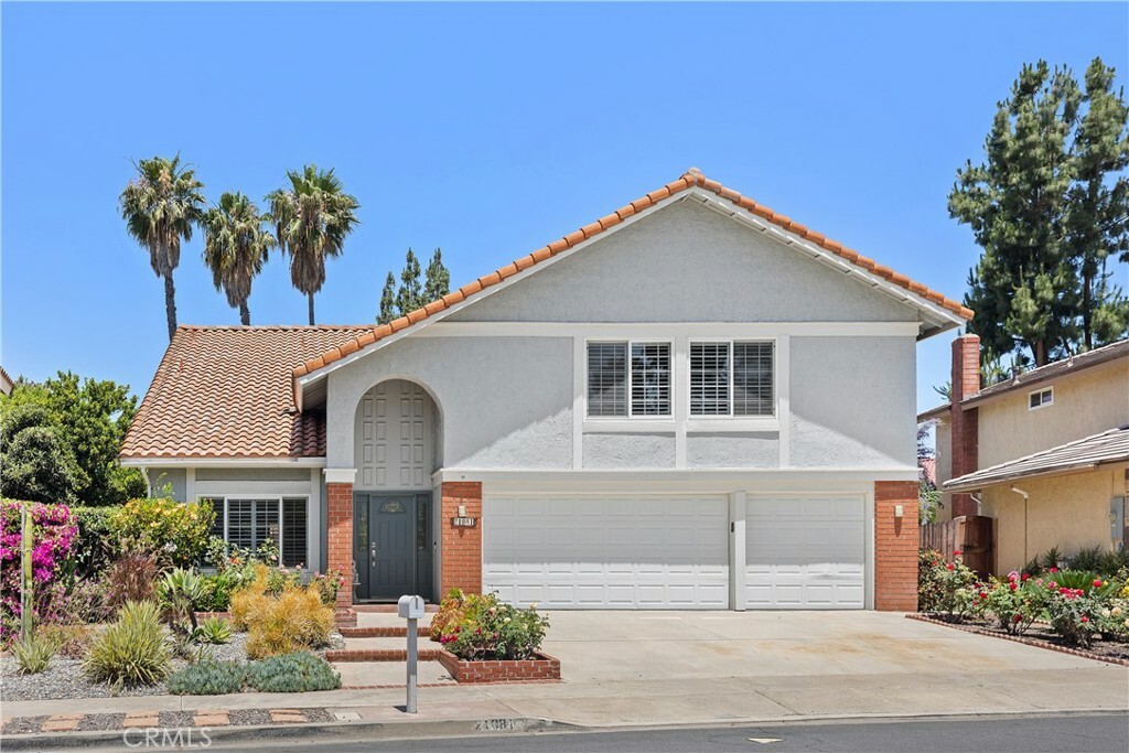 Property Photo: 21081 Paseo Vereda CA 92630