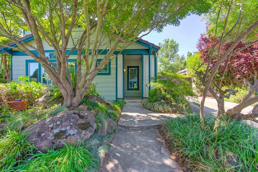 Property Photo:  320 Parker Dr  CA 95630 