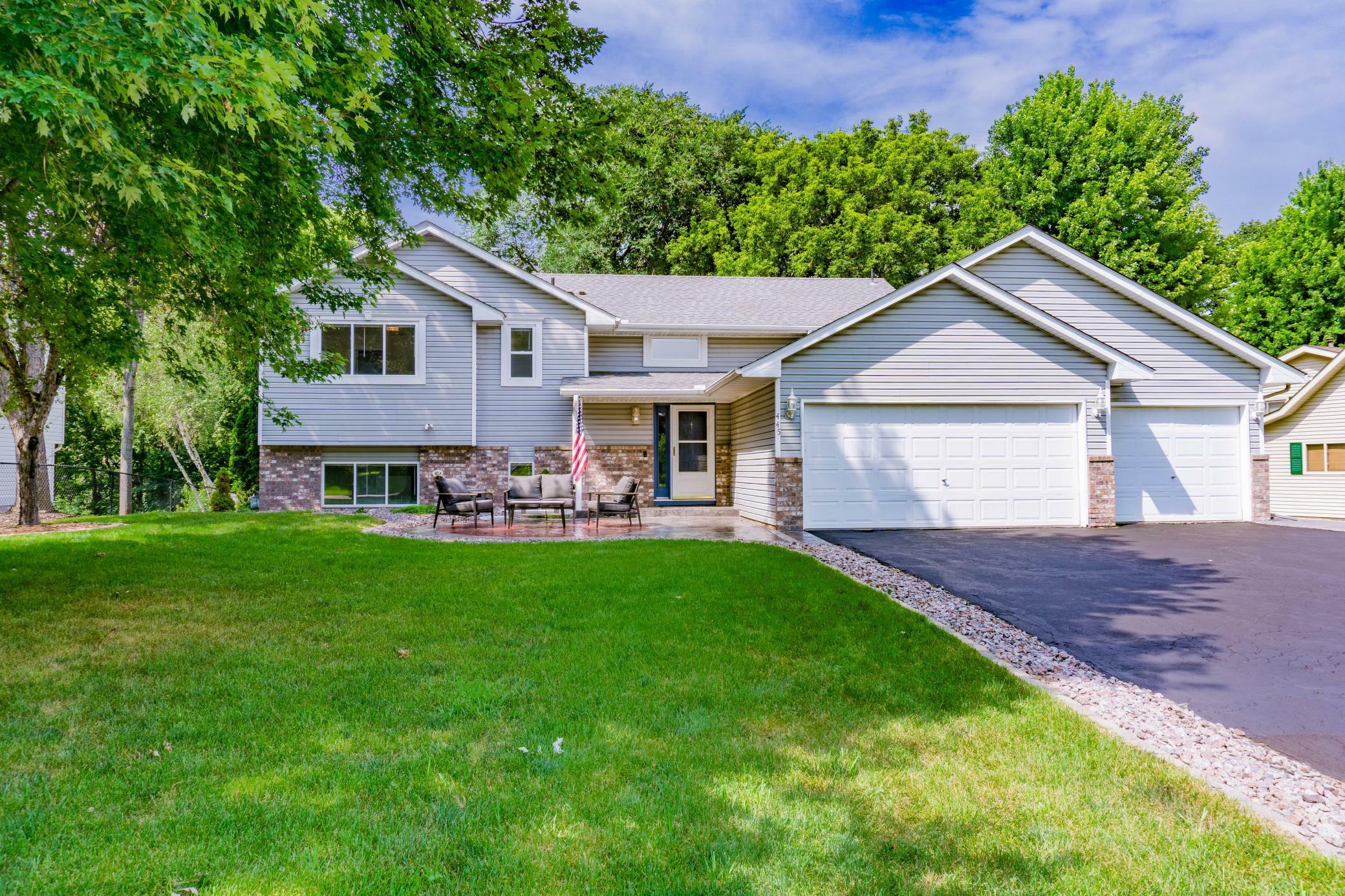 445 Diedrich Drive  Carver MN 55315 photo