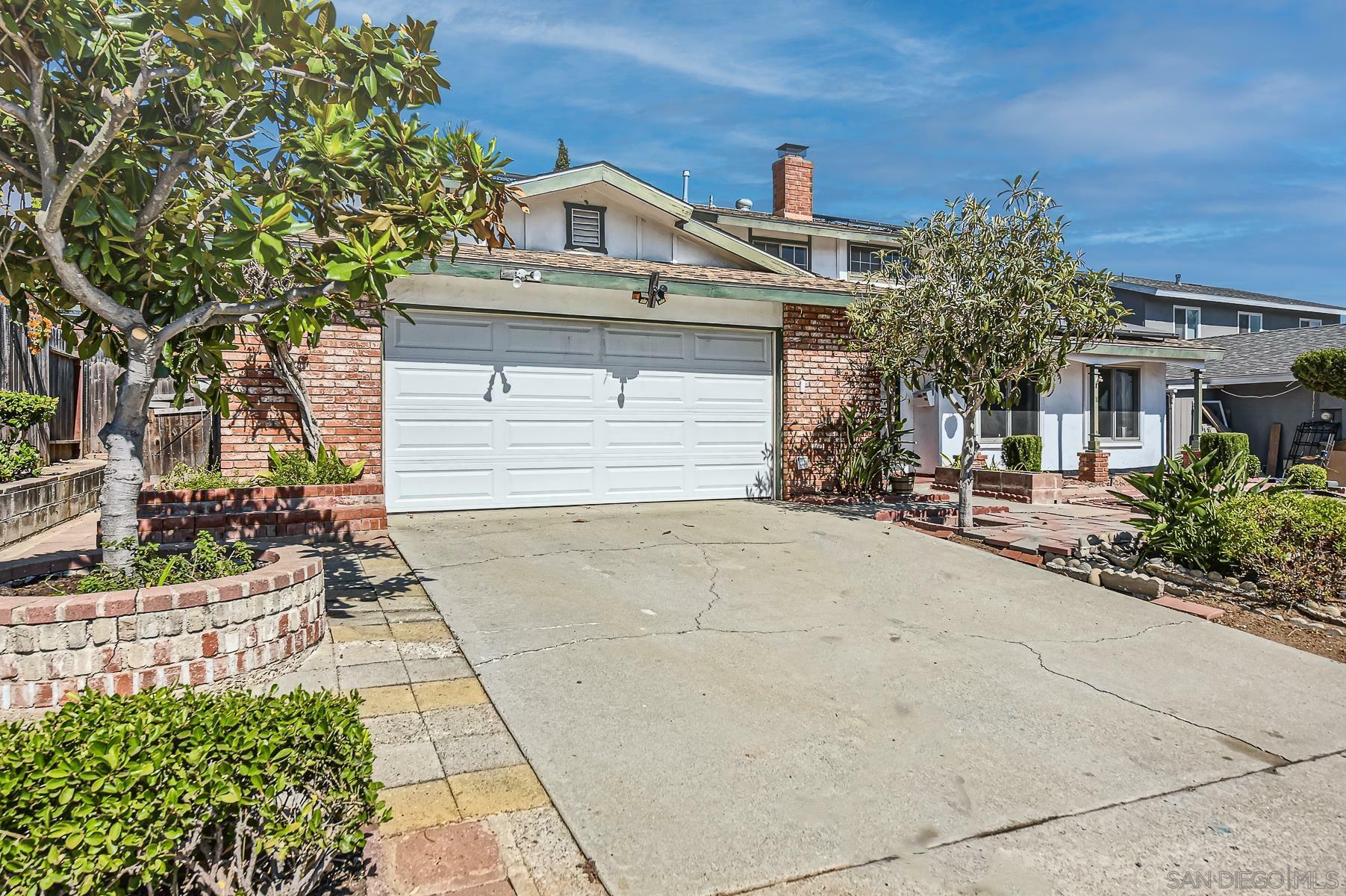 Property Photo:  1152 Benjamin Place  CA 92020 