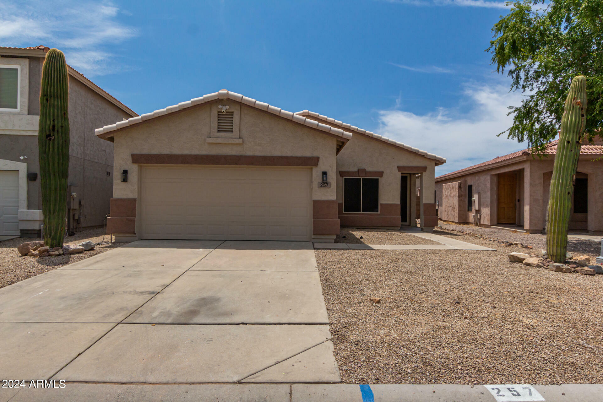 Property Photo:  257 E Mountain View Road  AZ 85143 