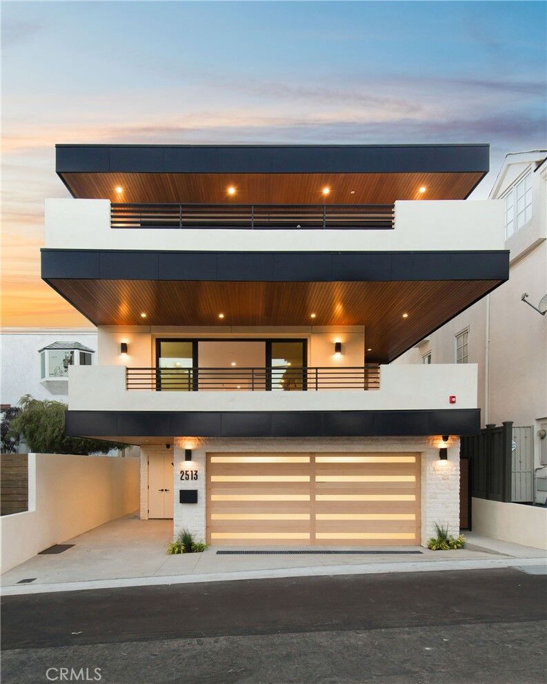 Property Photo: 2513 Vista Dr CA 90266