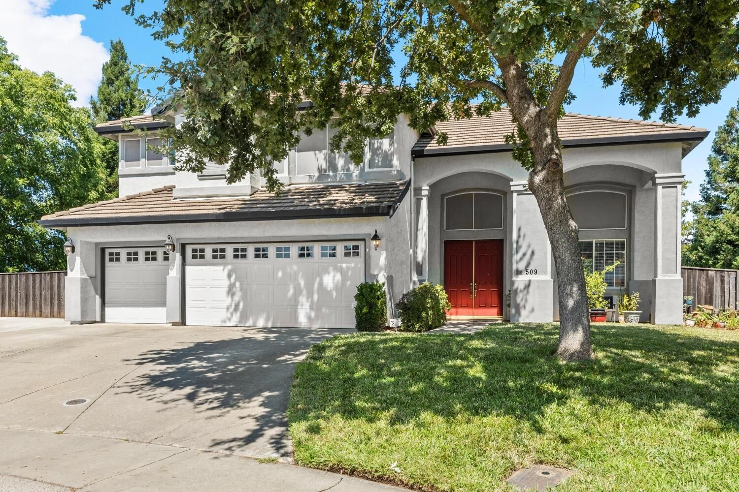 Property Photo:  509 Spanish Bay Court  CA 95747 
