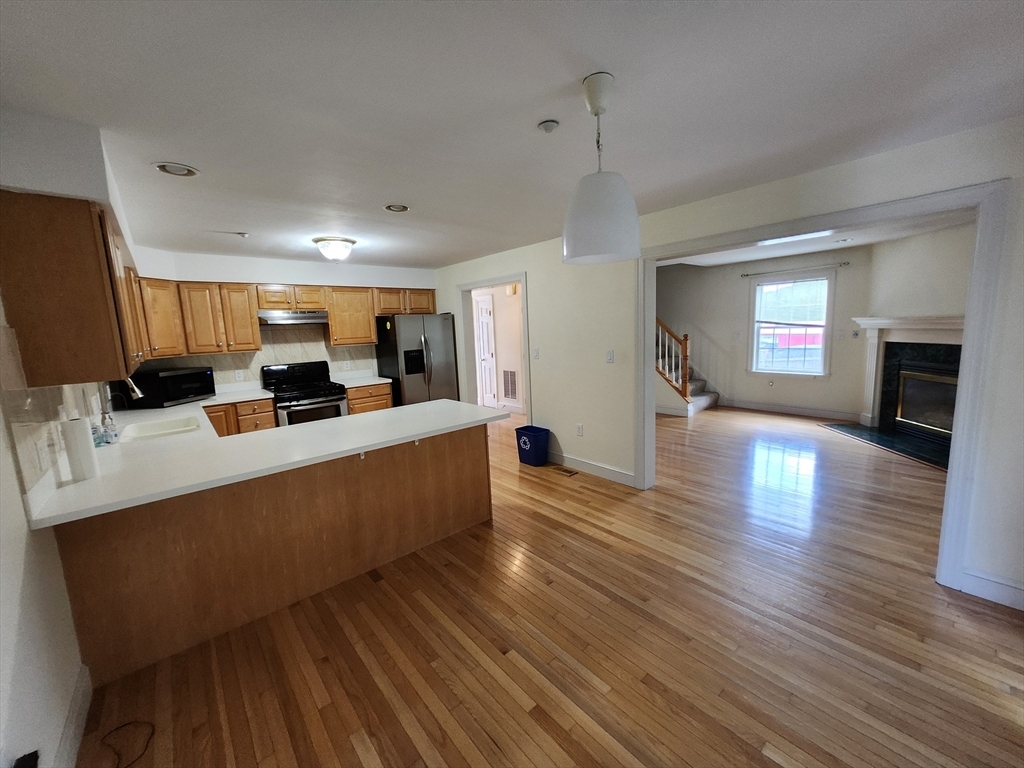 Property Photo:  4 Edgemoor Circle 1  MA 02125 