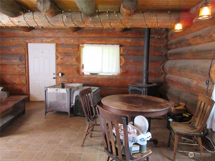 Property Photo:  2495 Highway 20  WA 98859 