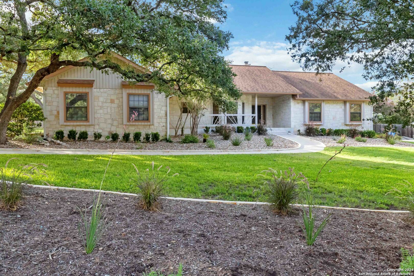 Property Photo:  8835 Garden Ridge Dr  TX 78266 