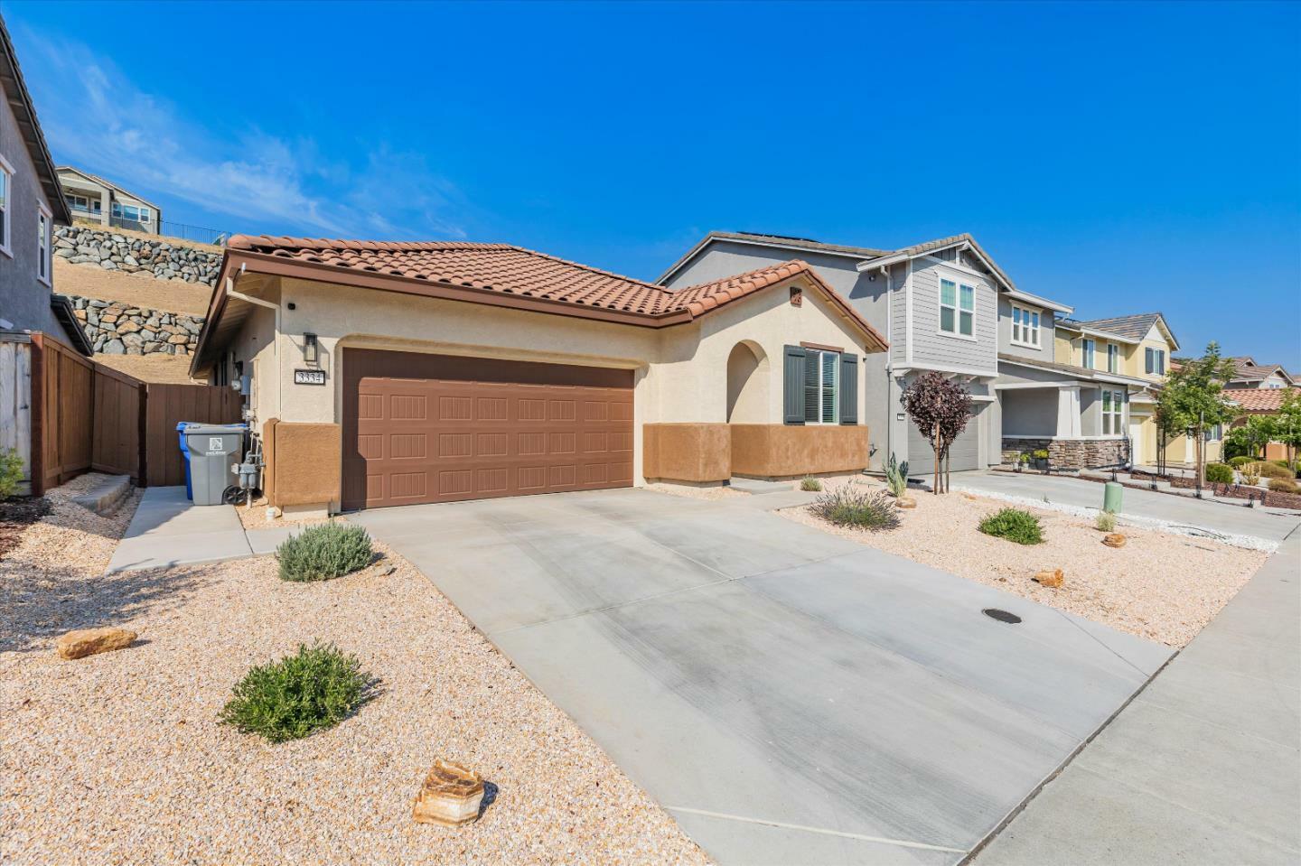 Property Photo:  3334 Jackrabbit Court  CA 95630 