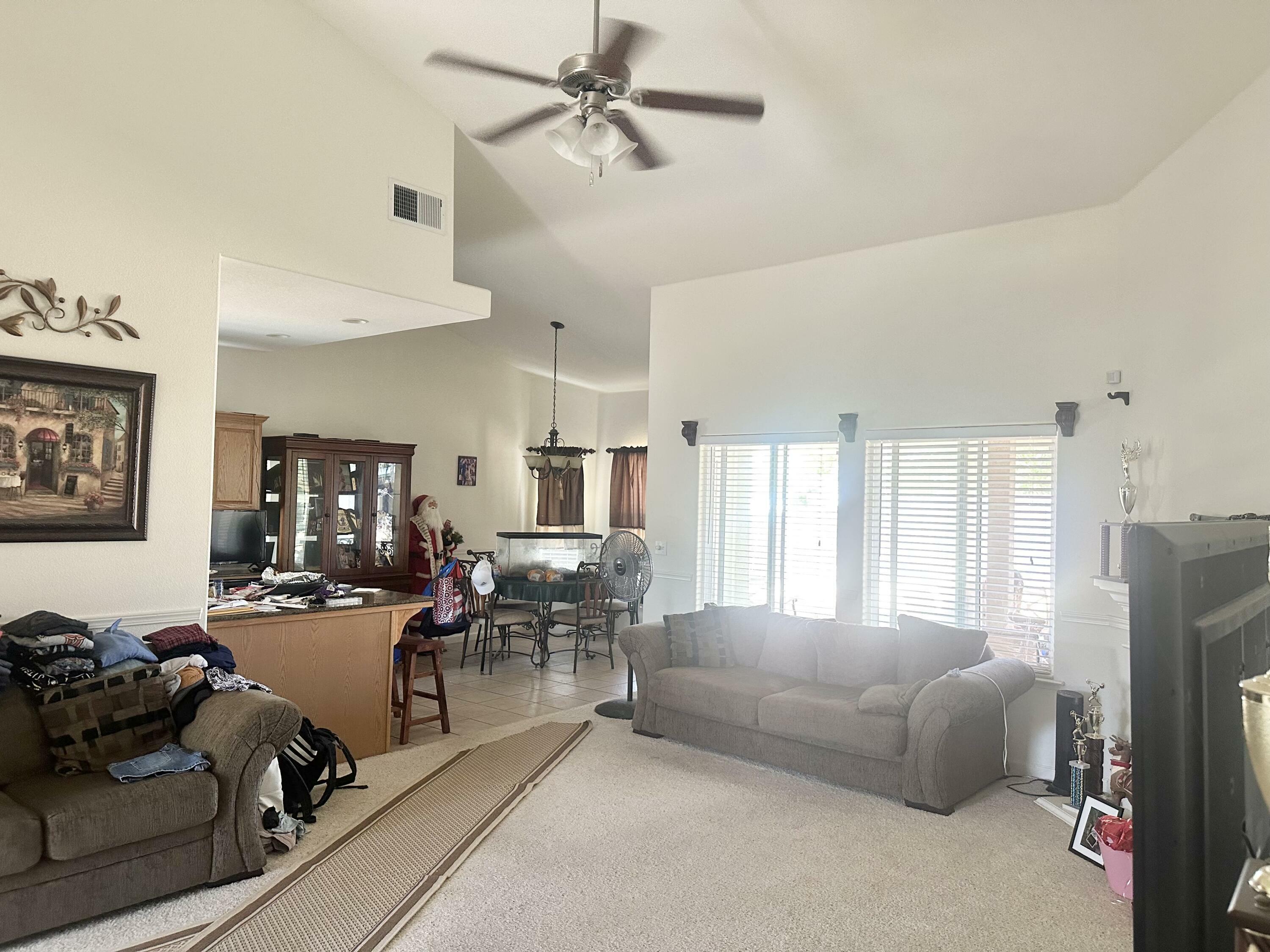 Property Photo:  2514 Kelty Meadow Avenue  CA 93274 