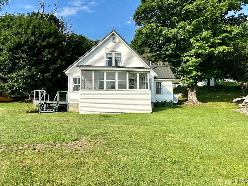 Property Photo:  1224 Lake Como Road  NY 13045 