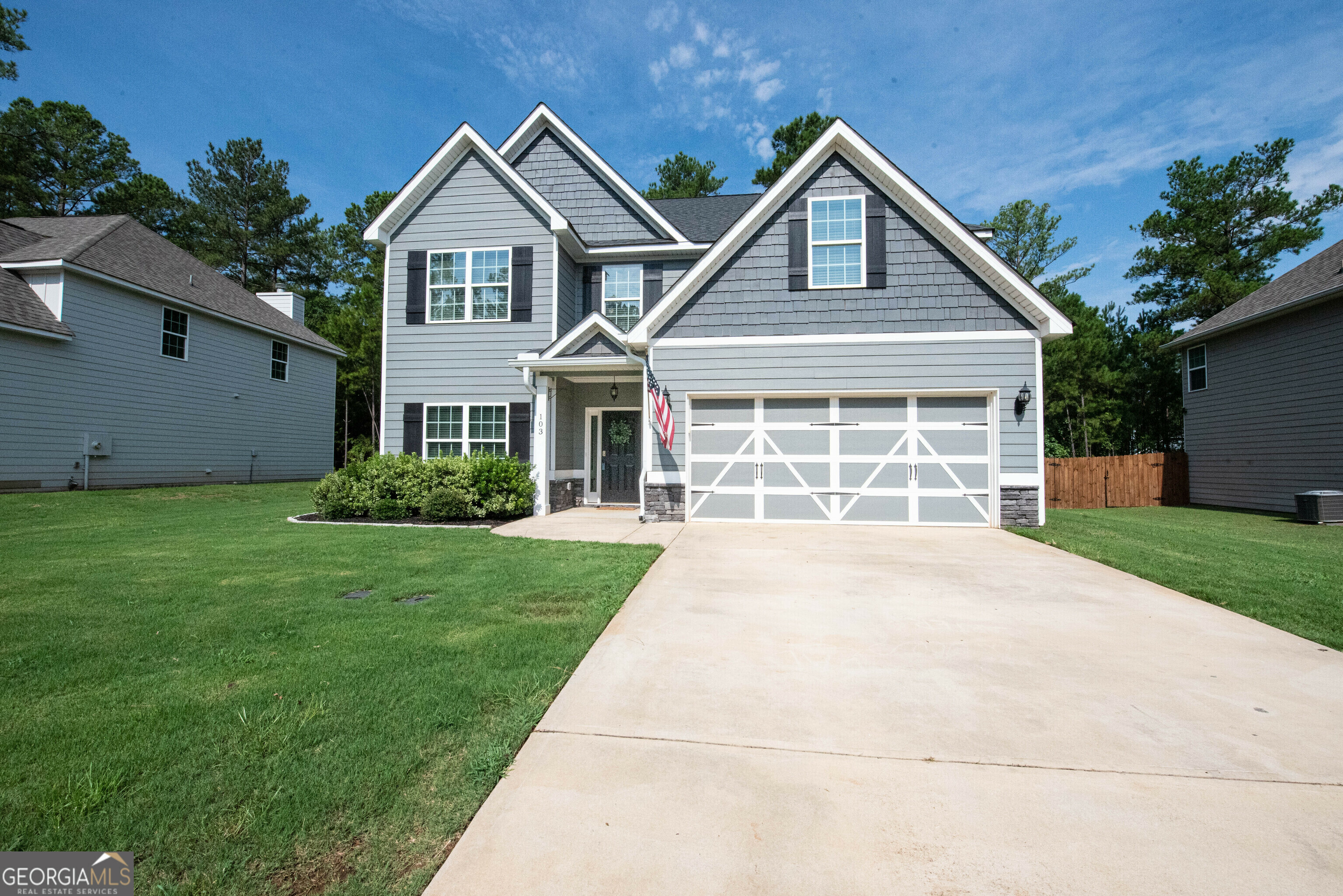 Property Photo: 103 Waxmyrtle Way GA 31069