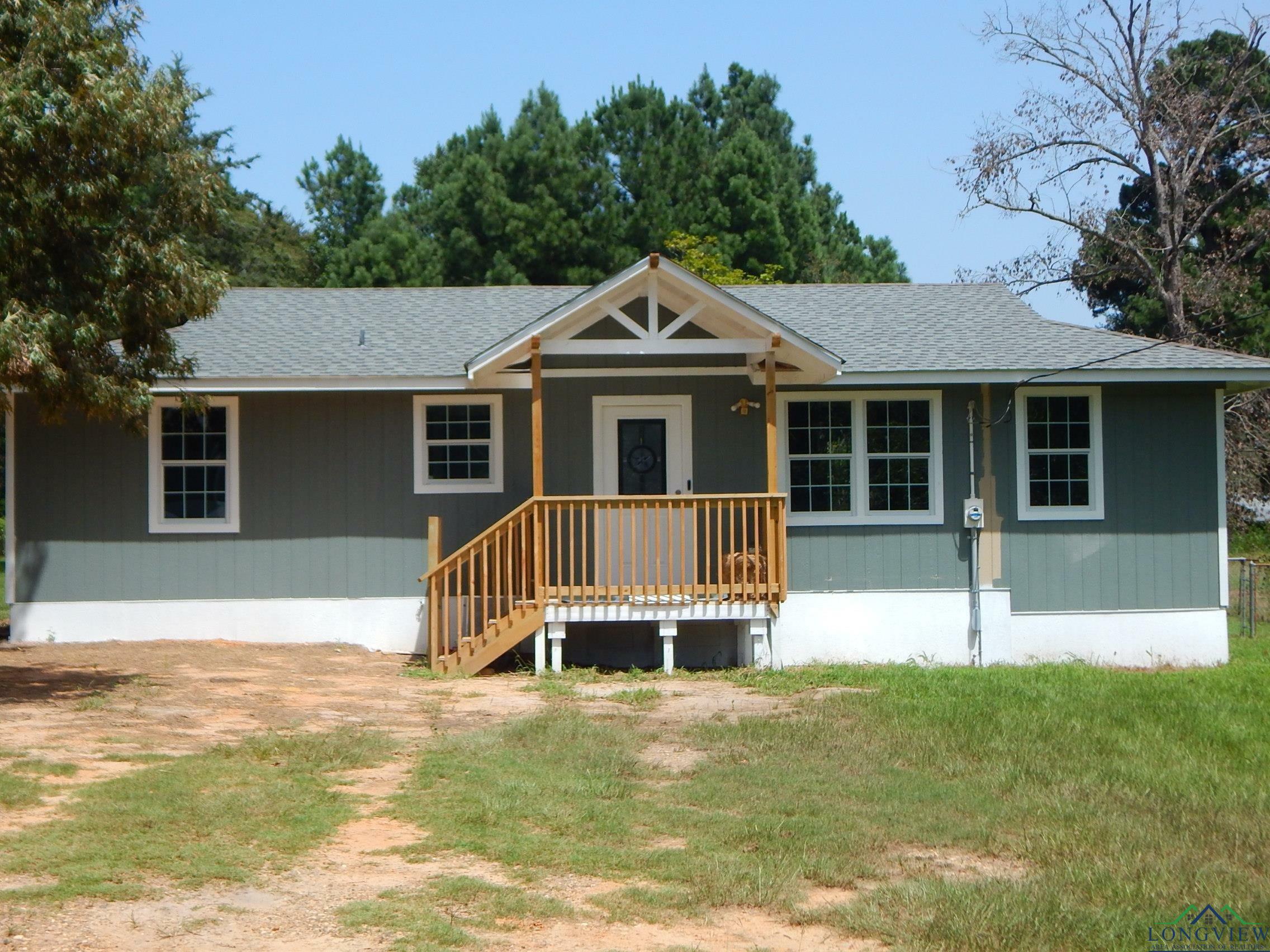 Property Photo:  231 Woodpecker Rd.  TX 75647 