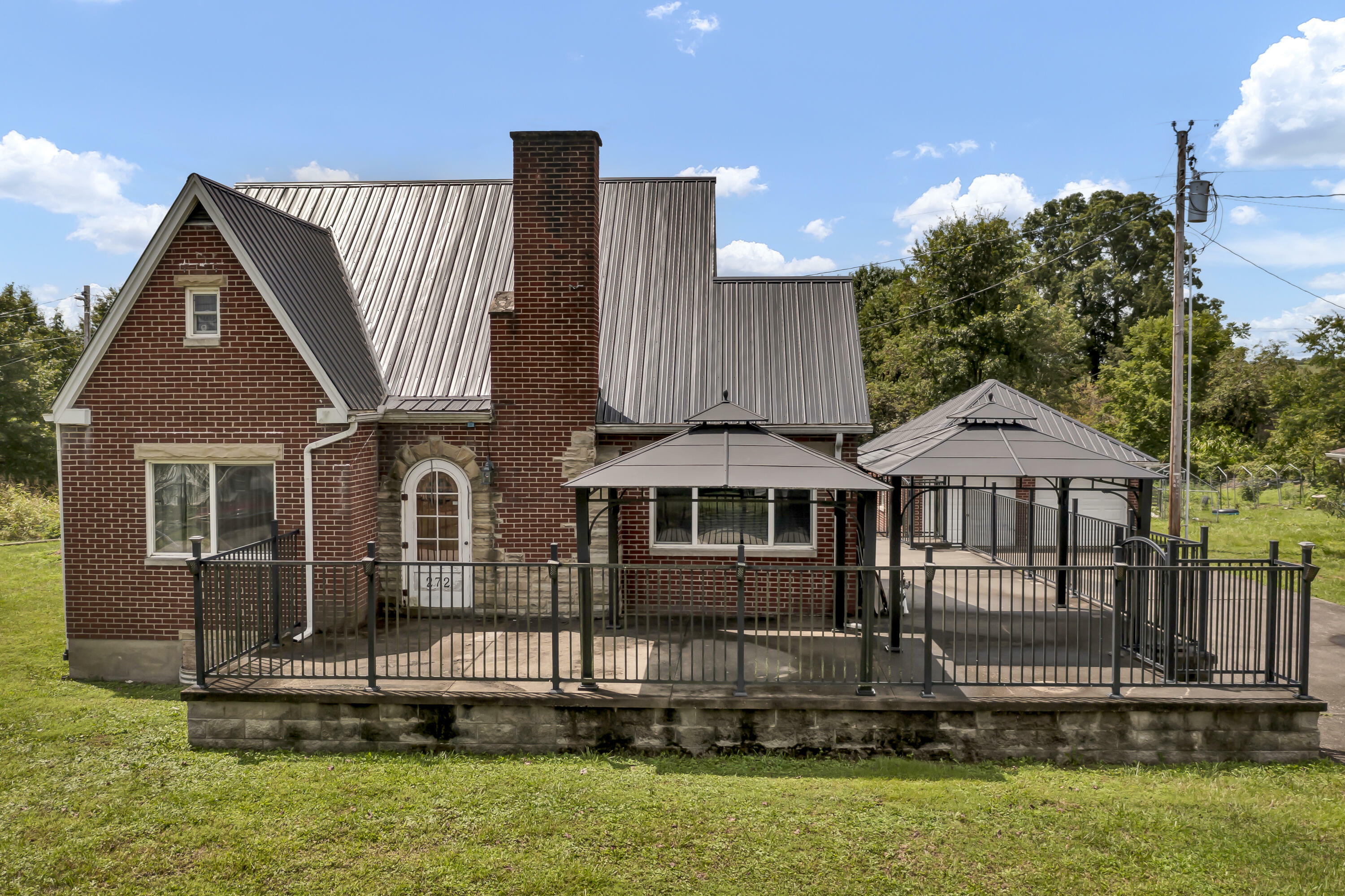 Property Photo:  272 Liberty Street  KY 41425 