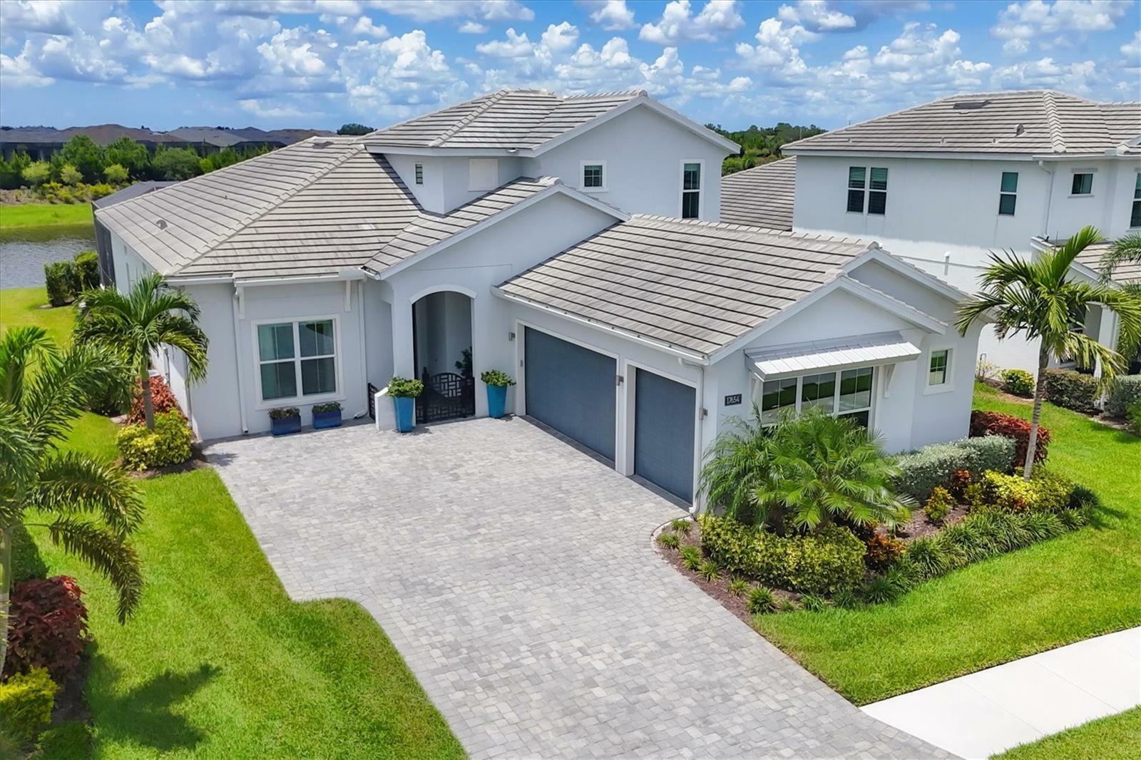 Property Photo:  17654 Azul Drive  FL 34202 