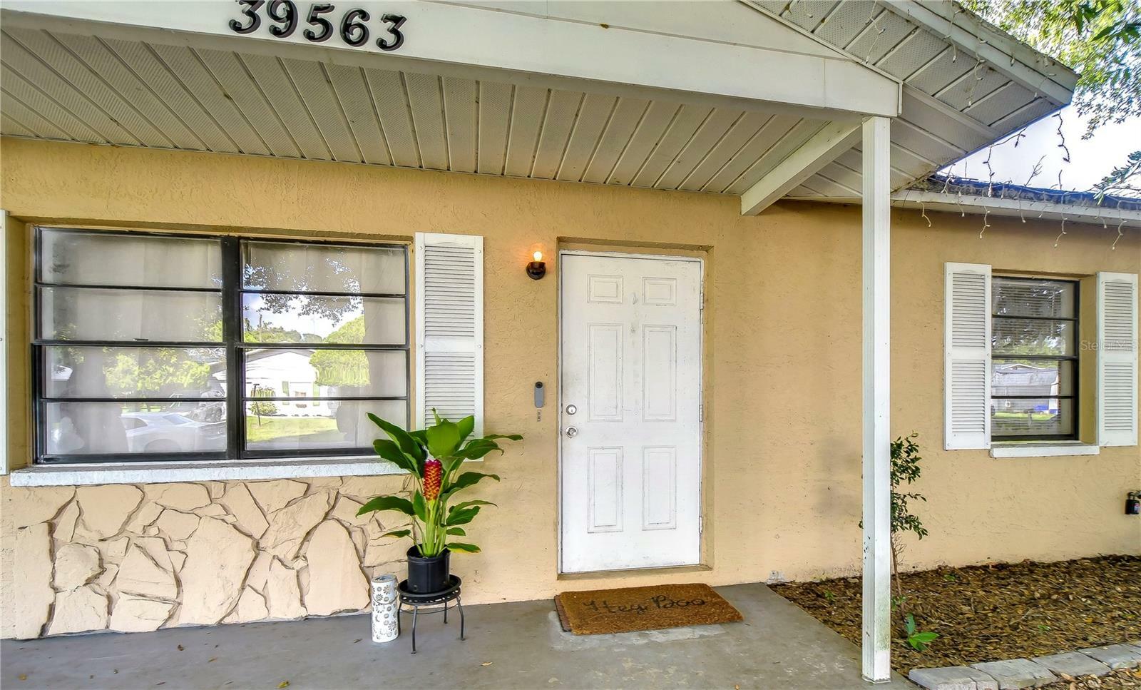 Property Photo:  39563 Meadowood Loop  FL 33542 