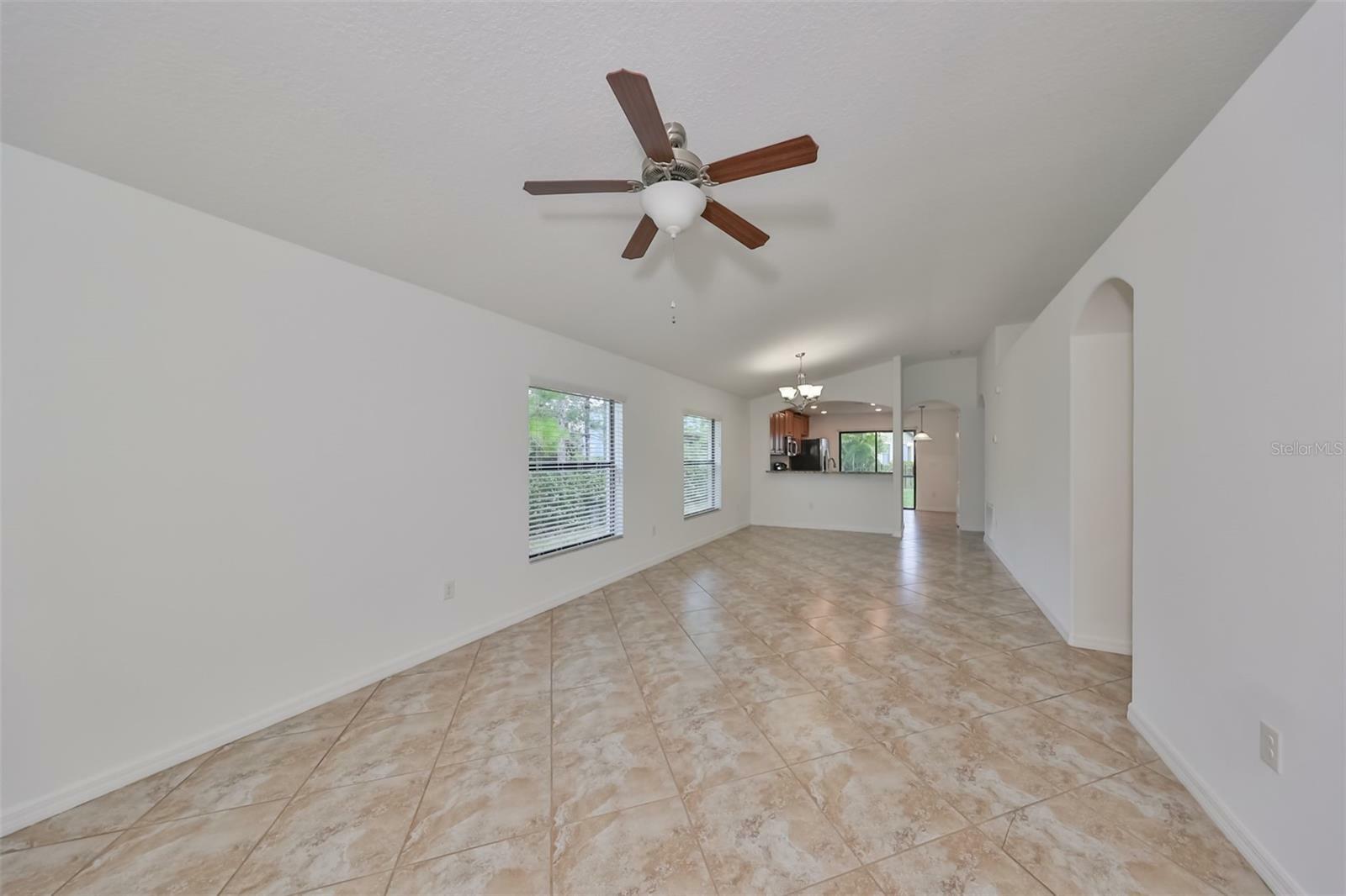 Property Photo:  10116 Newminster Loop  FL 33573 