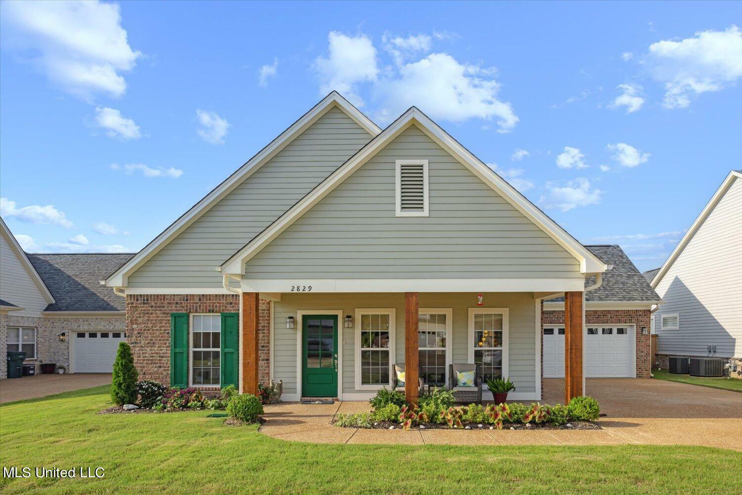 Property Photo:  2829 High Pointe Avenue  MS 38672 