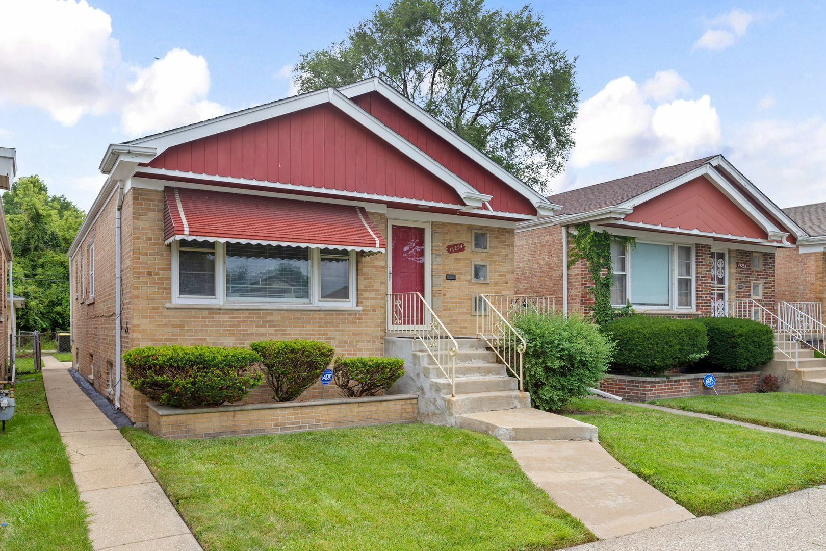 Property Photo:  14234 S Emerald Avenue  IL 60827 