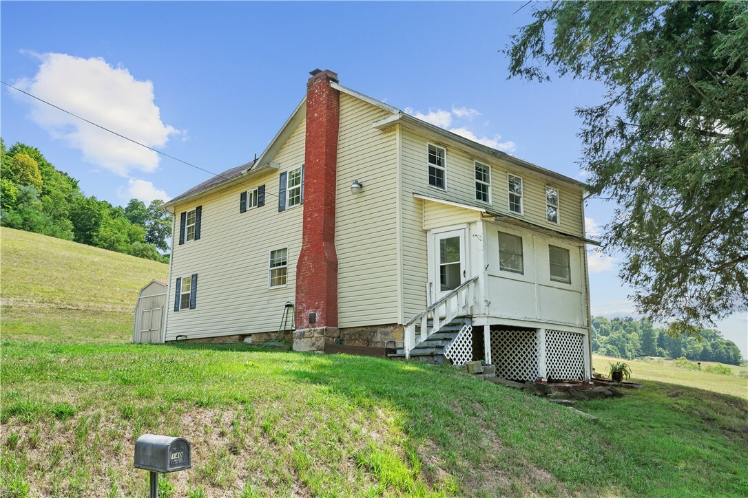 Property Photo:  140 Stoney Point  PA 15774 