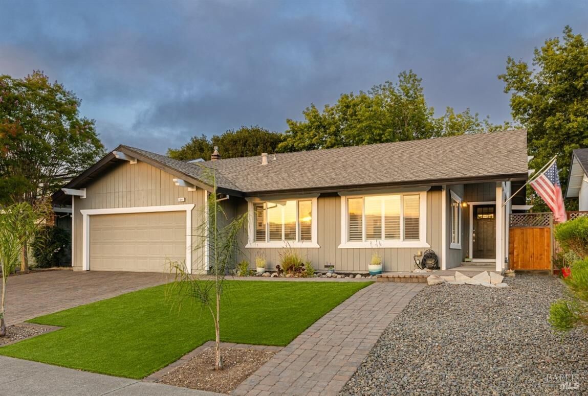 Property Photo: 1044 Hawthorne Circle CA 94928