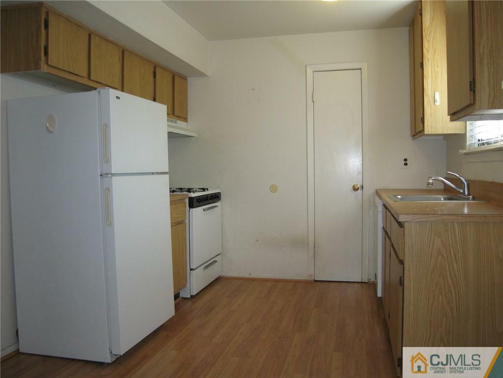 Property Photo:  1305 N Oaks Boulevard  NJ 08902 