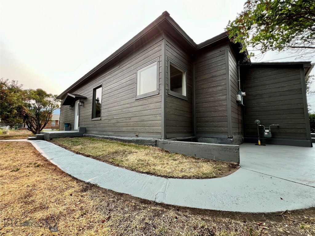 Property Photo:  1926 George  MT 59701 