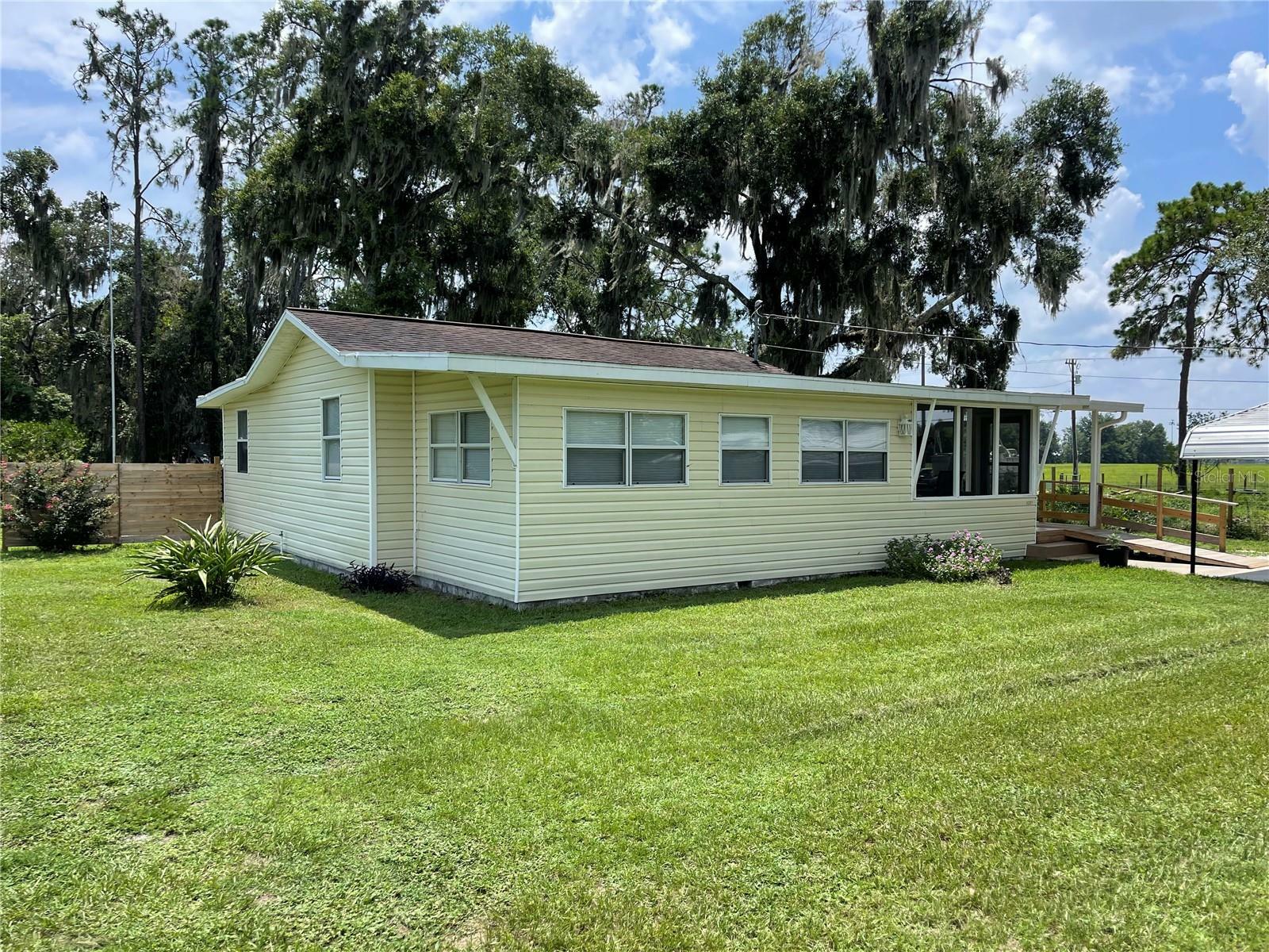 Property Photo:  1217 County Road 464  FL 33538 