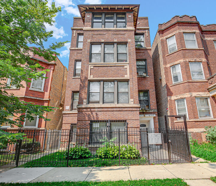6142 S Rhodes Avenue  Chicago IL 60637 photo
