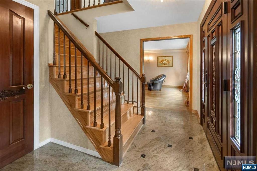 Property Photo:  34 Laura Lane  NJ 07656 