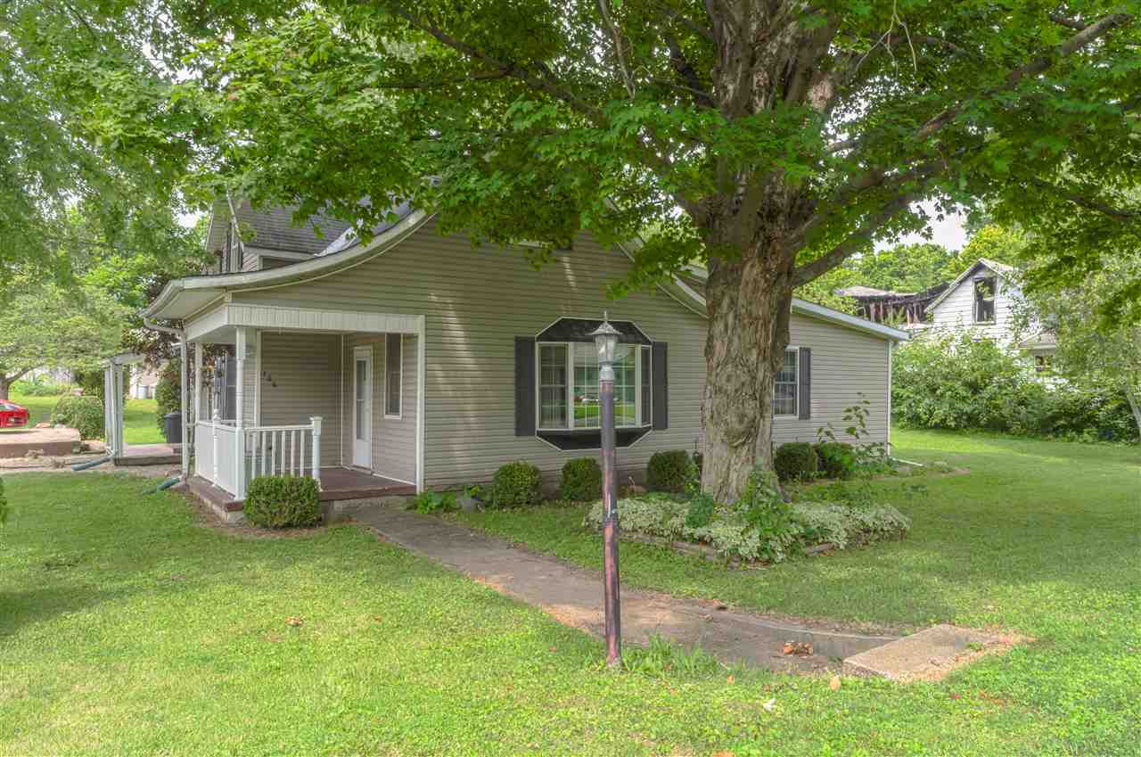 Property Photo:  106 Chestnut Street  IN 47327 