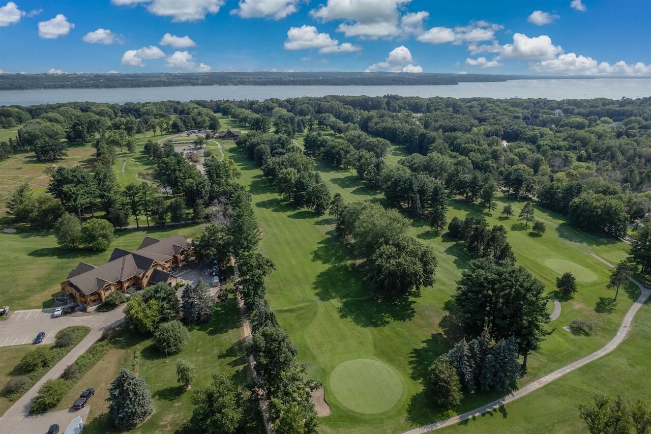 Property Photo: 695 South Street 8 WI 54941