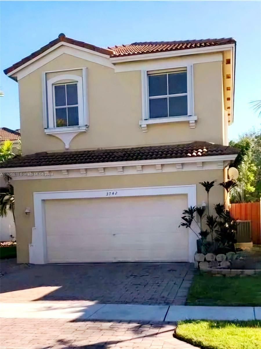 Property Photo:  3742 NE 23rd Ct  FL 33033 