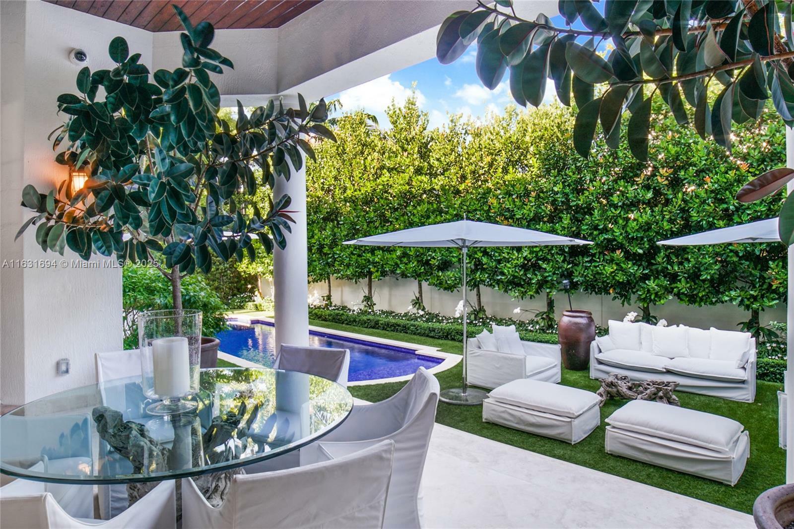 Property Photo: 365 Gulf Rd FL 33149