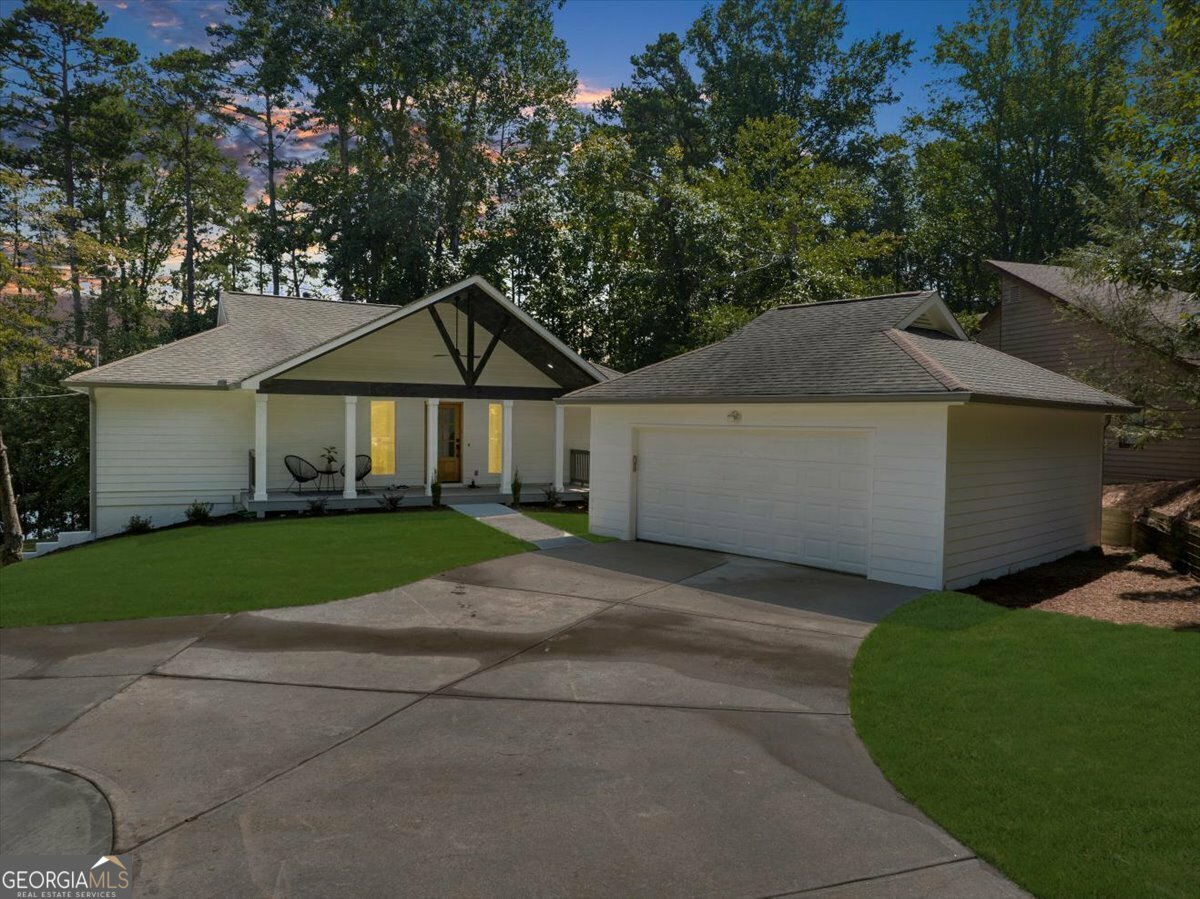 Property Photo:  6093 Shadburn Ferry Road  GA 30518 