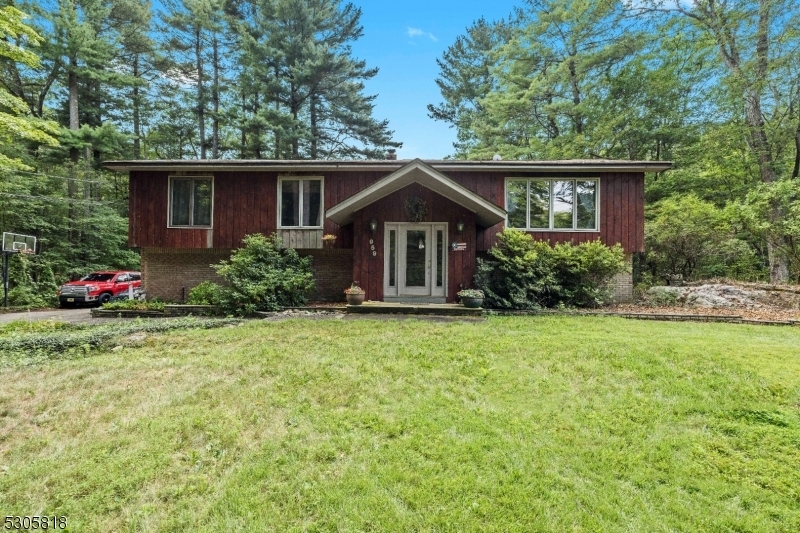 Property Photo: 959 Westbrook Rd NJ 07480