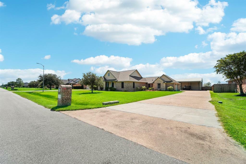 Property Photo:  9726 Palm Drive  TX 77523 