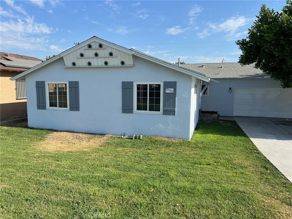 Property Photo:  25791 Date Street  CA 92404 