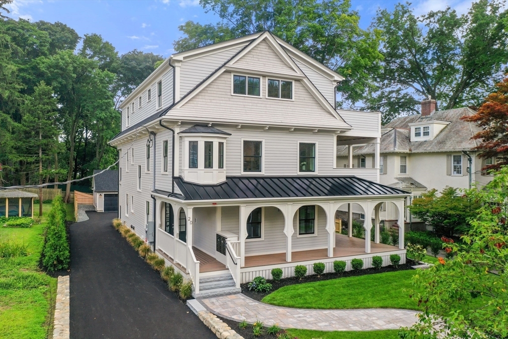 Property Photo: 20 Lawrence St 2 MA 01880