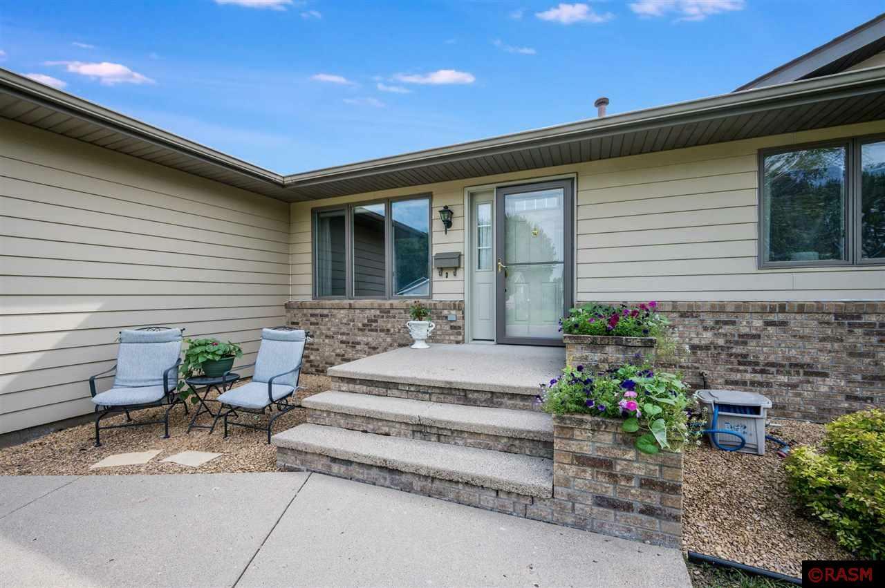 Property Photo:  221 Wadsworth Drive  MN 56001 