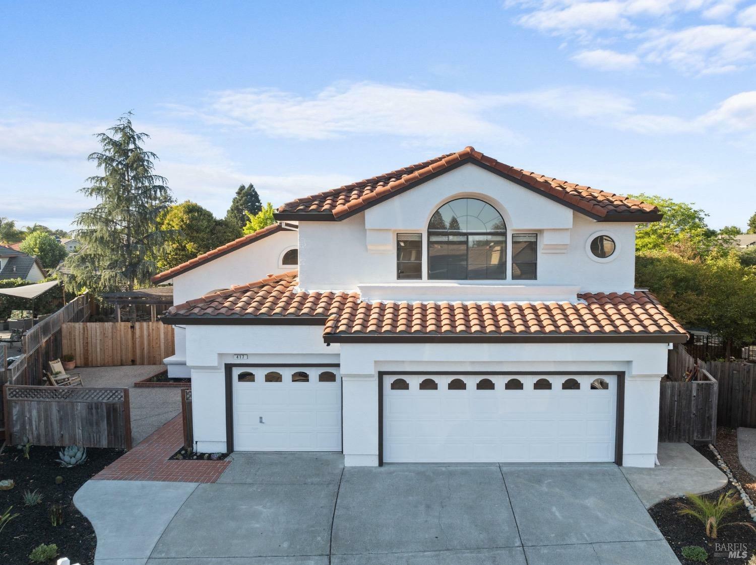 Property Photo:  417 Foxwood Court  CA 95492 