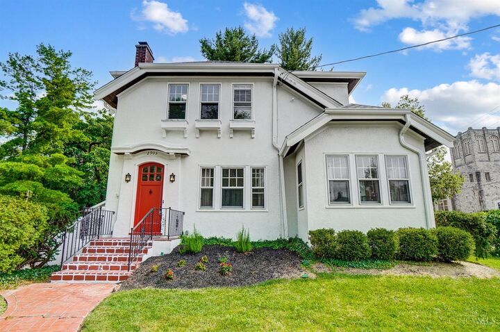 2905 Madison Road  Cincinnati OH 45209 photo