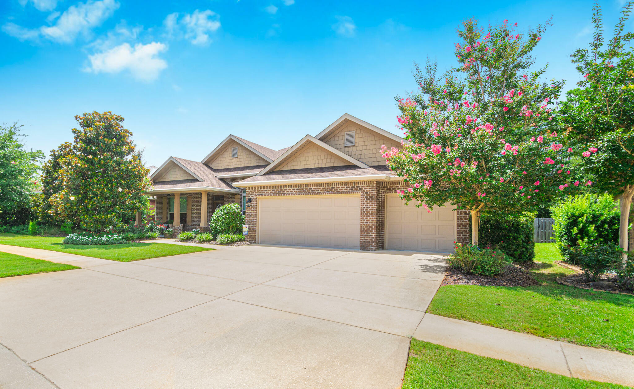 Property Photo:  526 Brighton Cove  FL 32439 