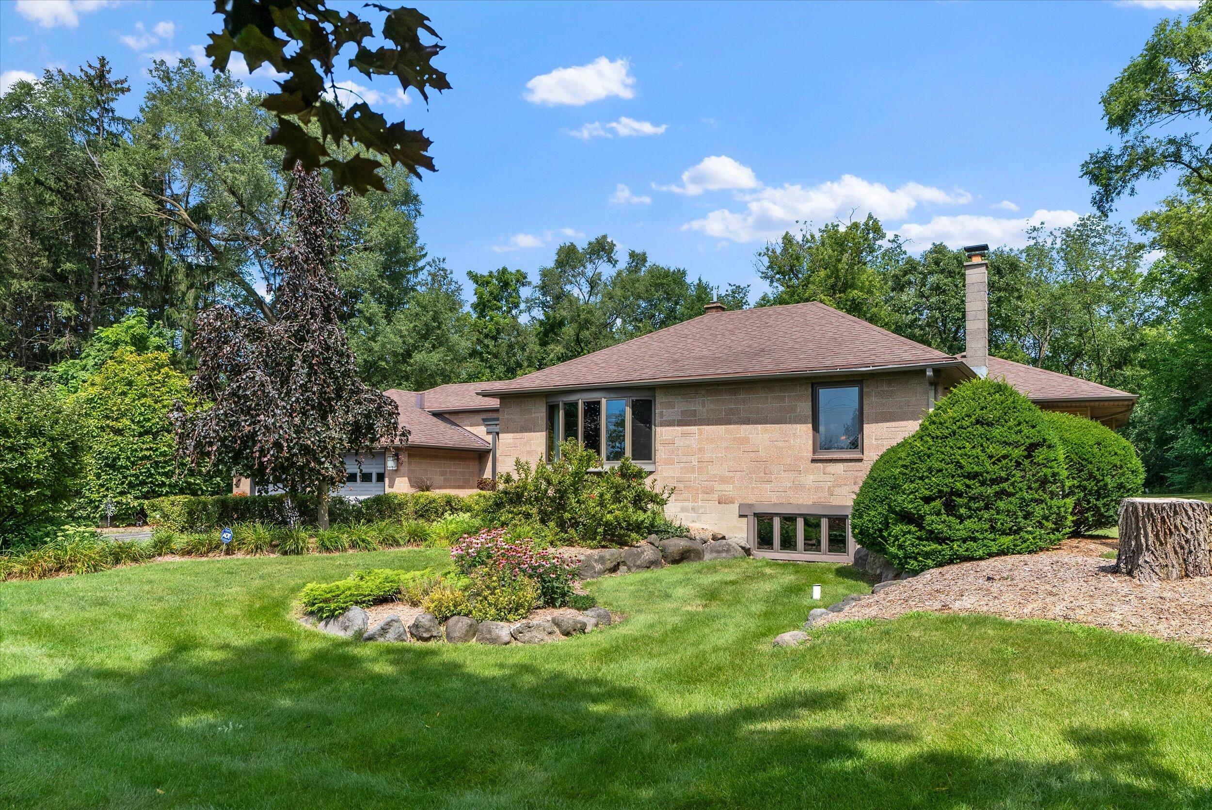 Property Photo: S72w12664 Tess Corners Dr WI 53150