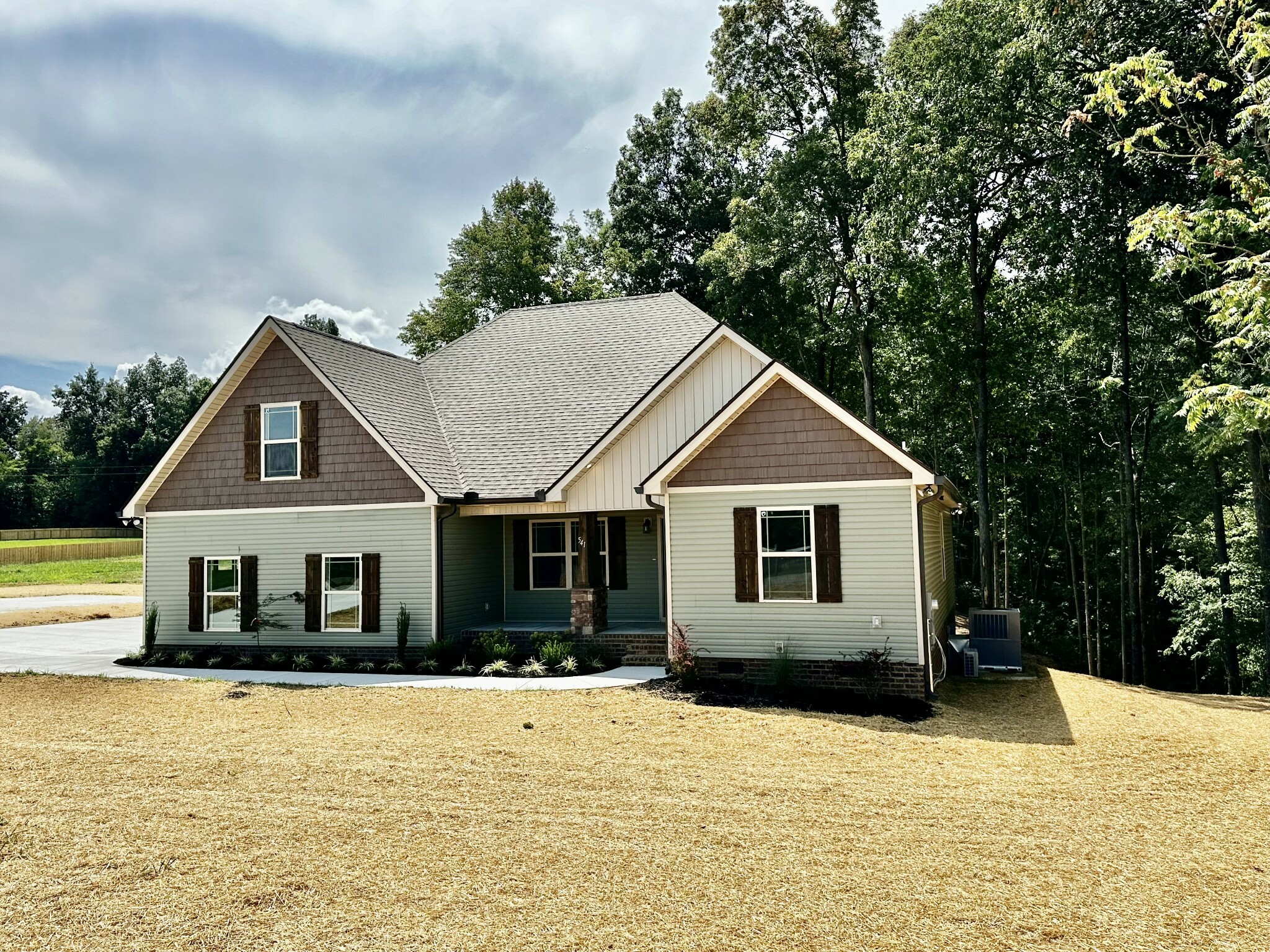 Property Photo:  541 Powell Hollow Rd  TN 37388 