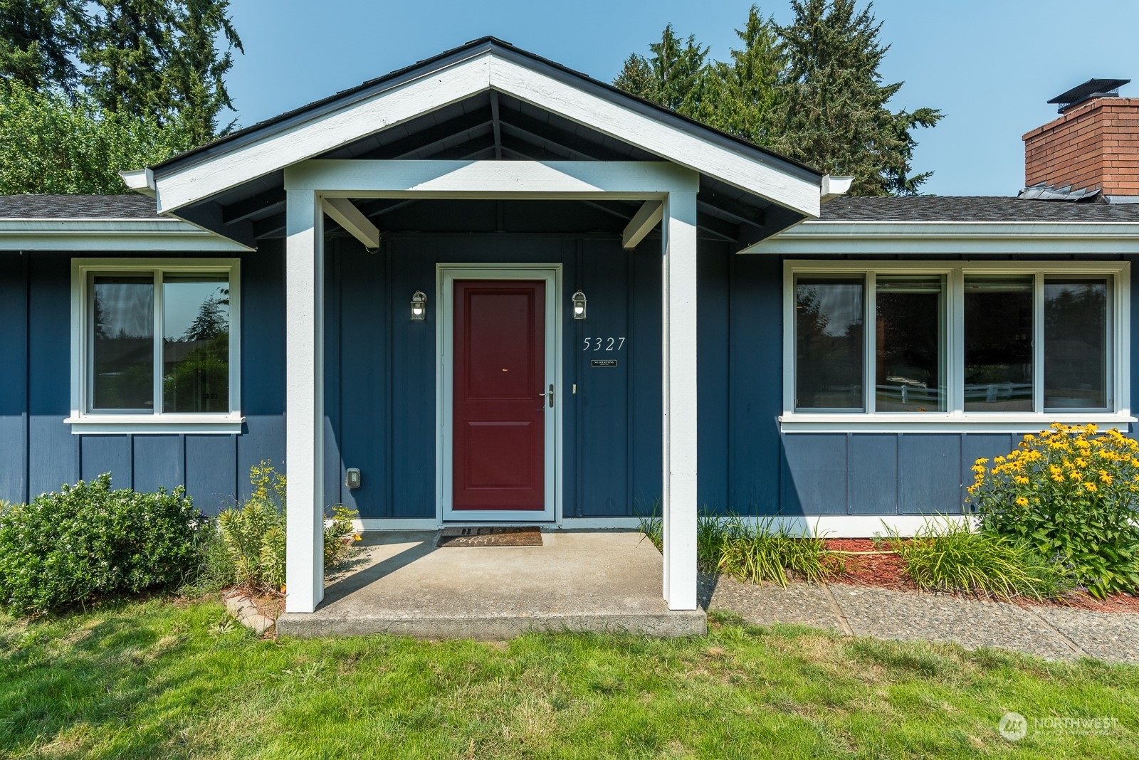 Property Photo:  5327 91st Street NE  WA 98270 